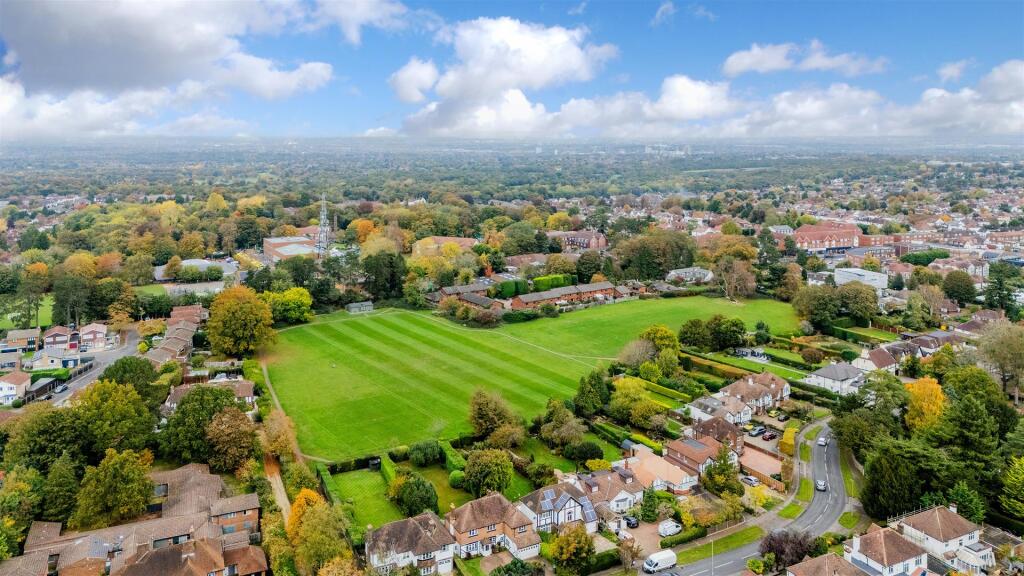 GARRETTS LANE, 28 DRONE  (4).jpg