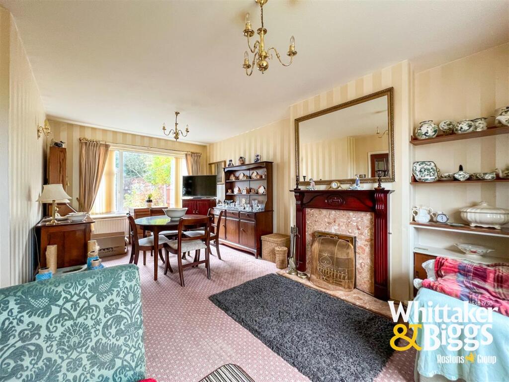 Living / Dining Room