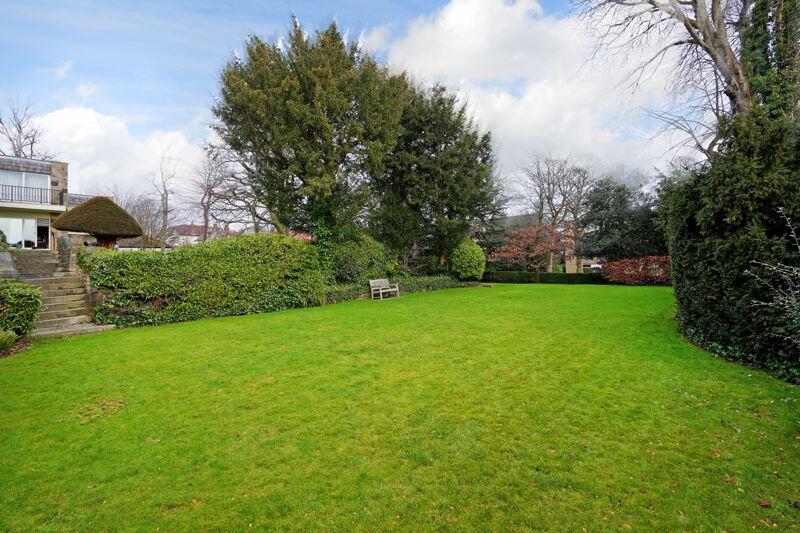 Communal Gardens 