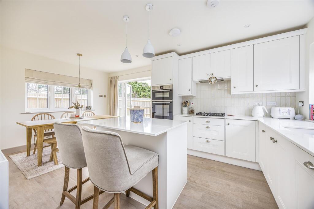 7 Cotton Way, Bedhampton-PorticoMarketing-SarahOli