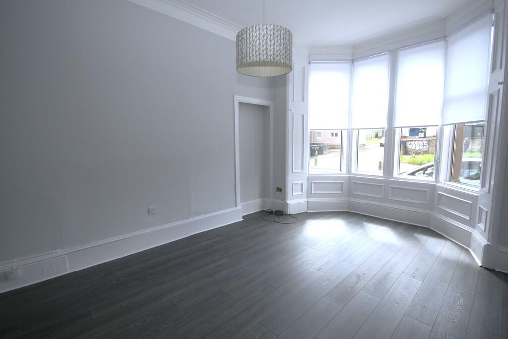 Paisley Road West, Bright 2 Bed Unfurnished Flat, Ibrox - Availablle 22/10/2025