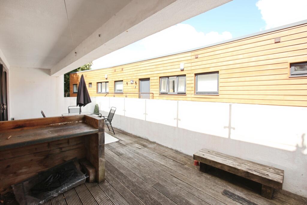 18ft Sun Terrace