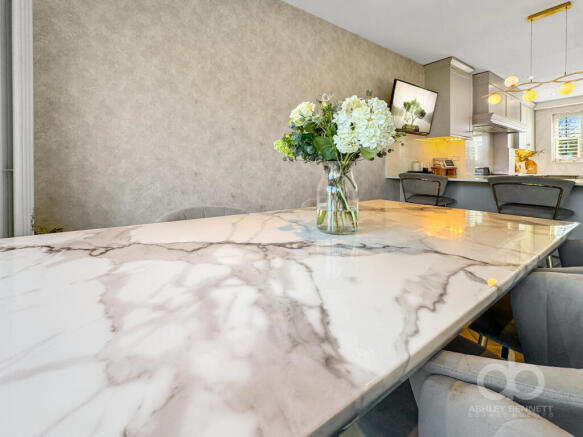 127762agx36390519img140000max656x437