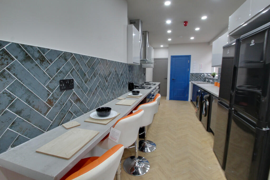 Main kitchen