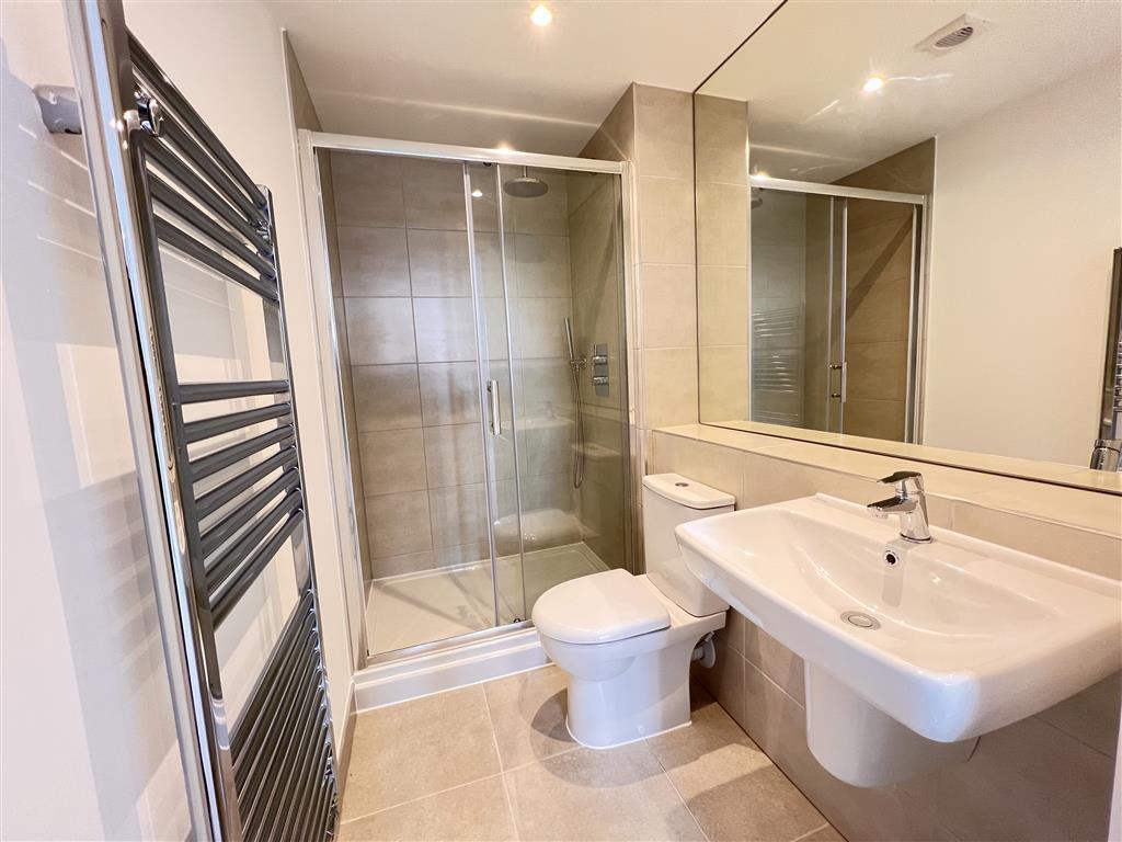 En-suite Bathroom