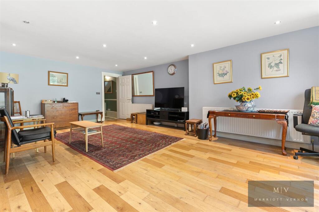 Temple Road 12 MV-11.jpg