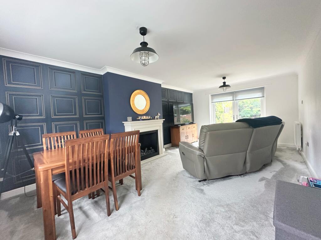 A9AF087A-E2DB-44BD-85F6-8ED63710D0EA