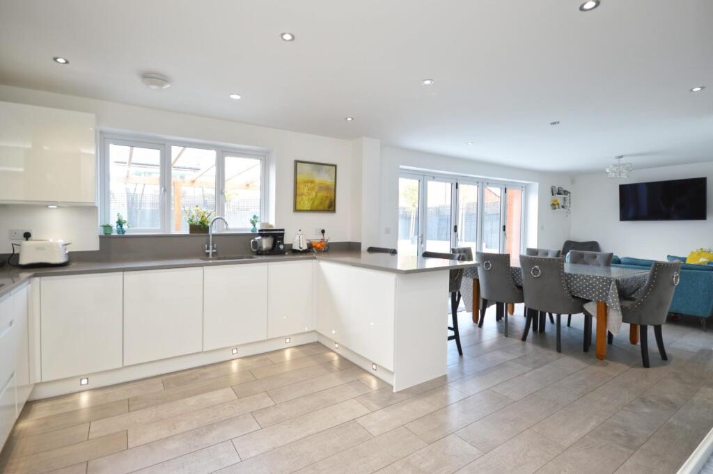 Open Plan Kitchen/Dining/Family Room