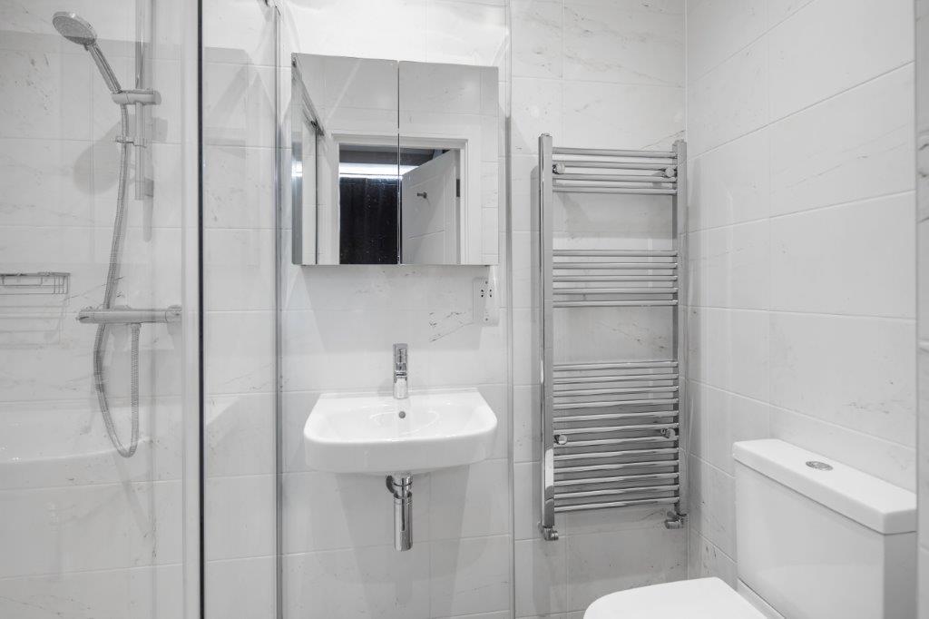 378GOLDHAWKROAD-WHIT