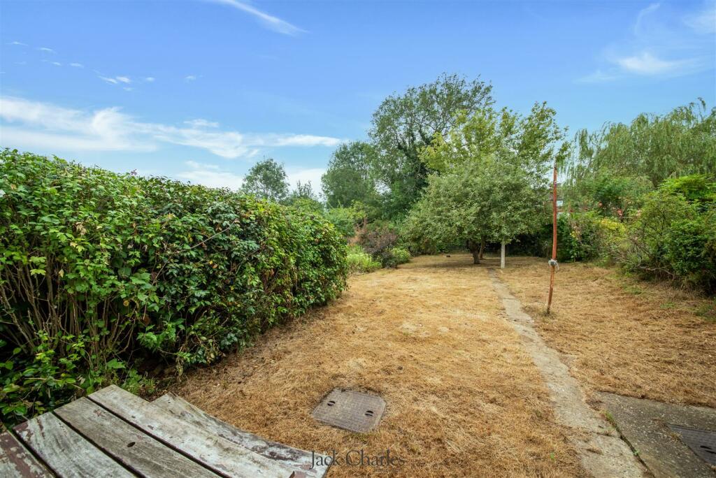 57 Bishops Oak Ride_-10.jpg