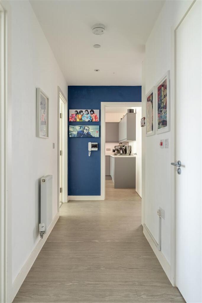 Lena Kennedy Close, E4