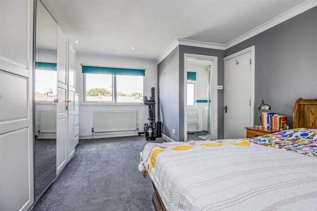 71 Bonchurch Road, Milton-Small-PorticoMarketing-S
