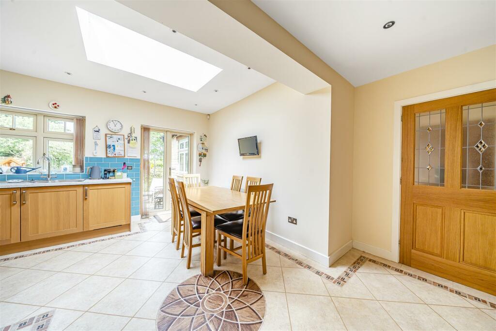 32a High Street, Paulerspury