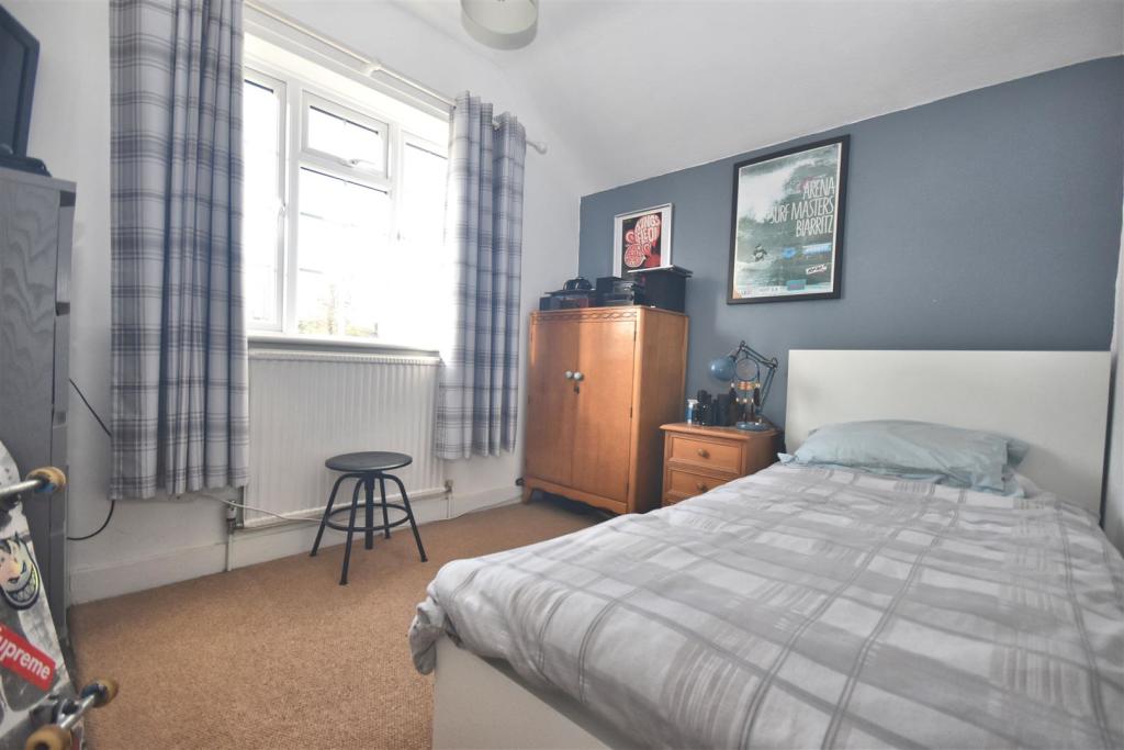 Bedroom 3.jpg