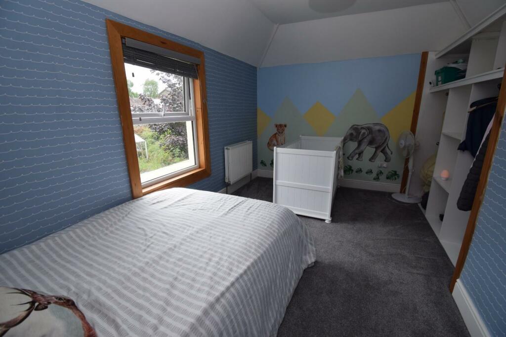 Bedroom 2.JPG