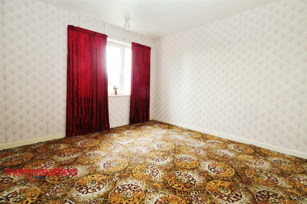 REAR BEDROOM