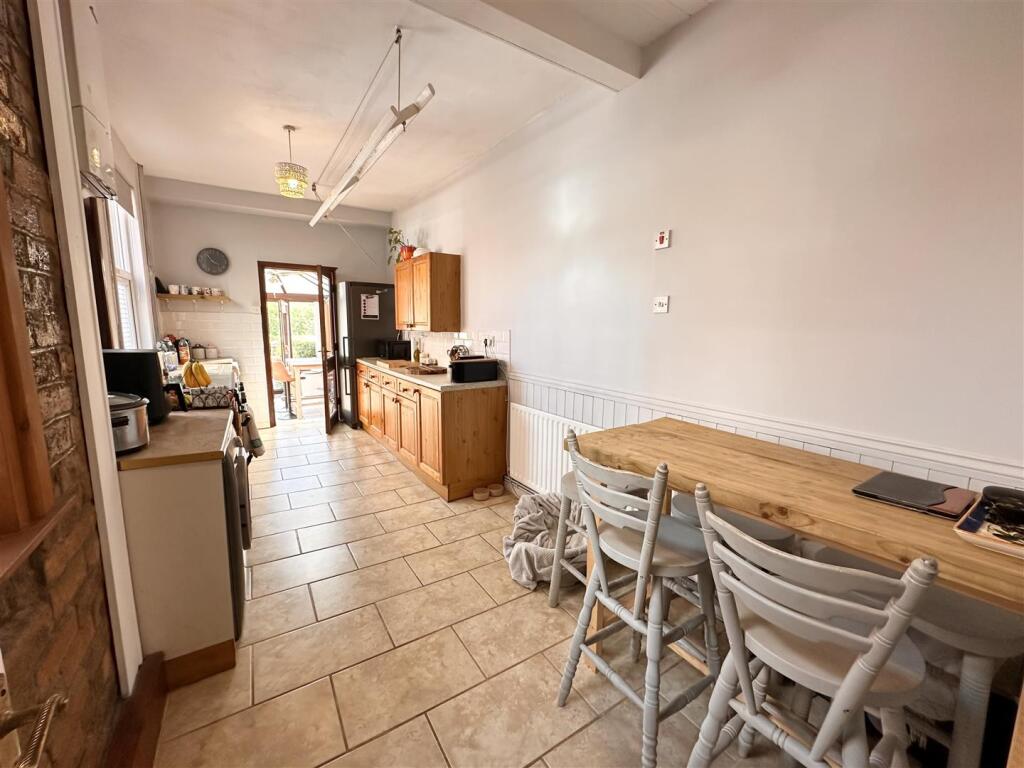 Breakfast Kitchen