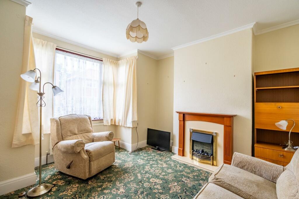 eastward (5 of 16).jpg