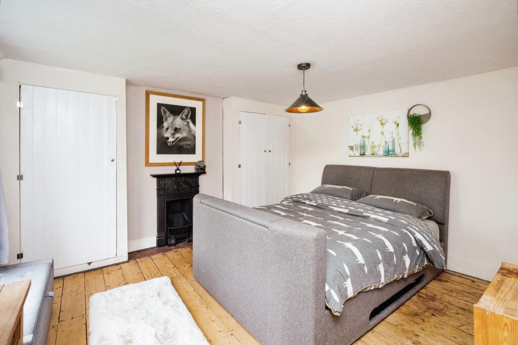 Main Bedroom