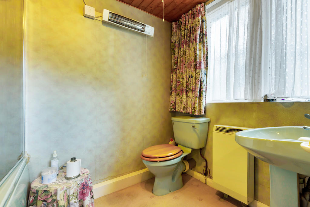 Ground Floor Bath...