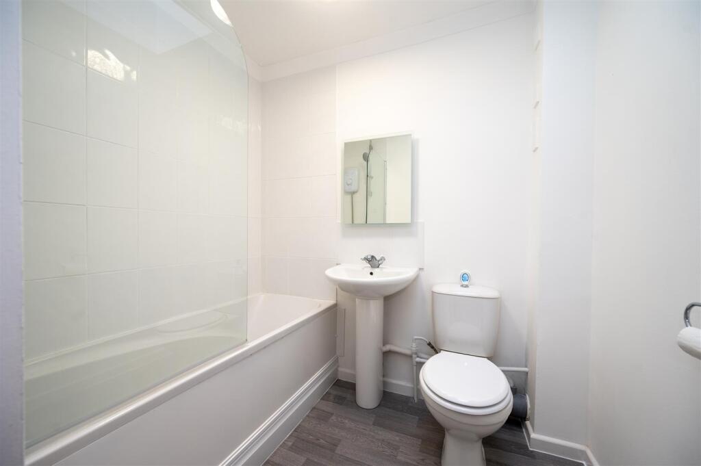 Flat 5 128 Elm Grove 25 6.jpg