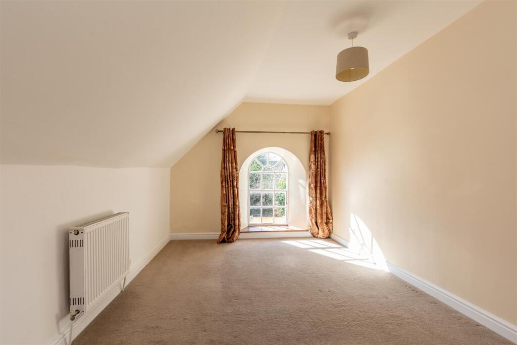 Chapel Cottage Long Ashton Bed 3.jpg