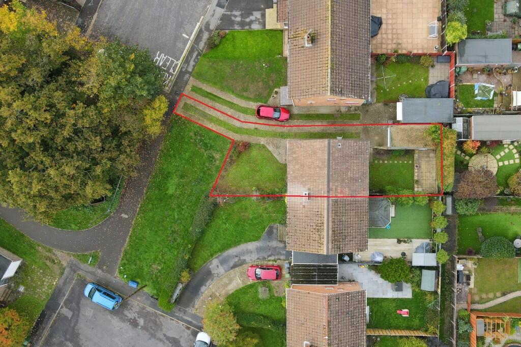 Dell Close