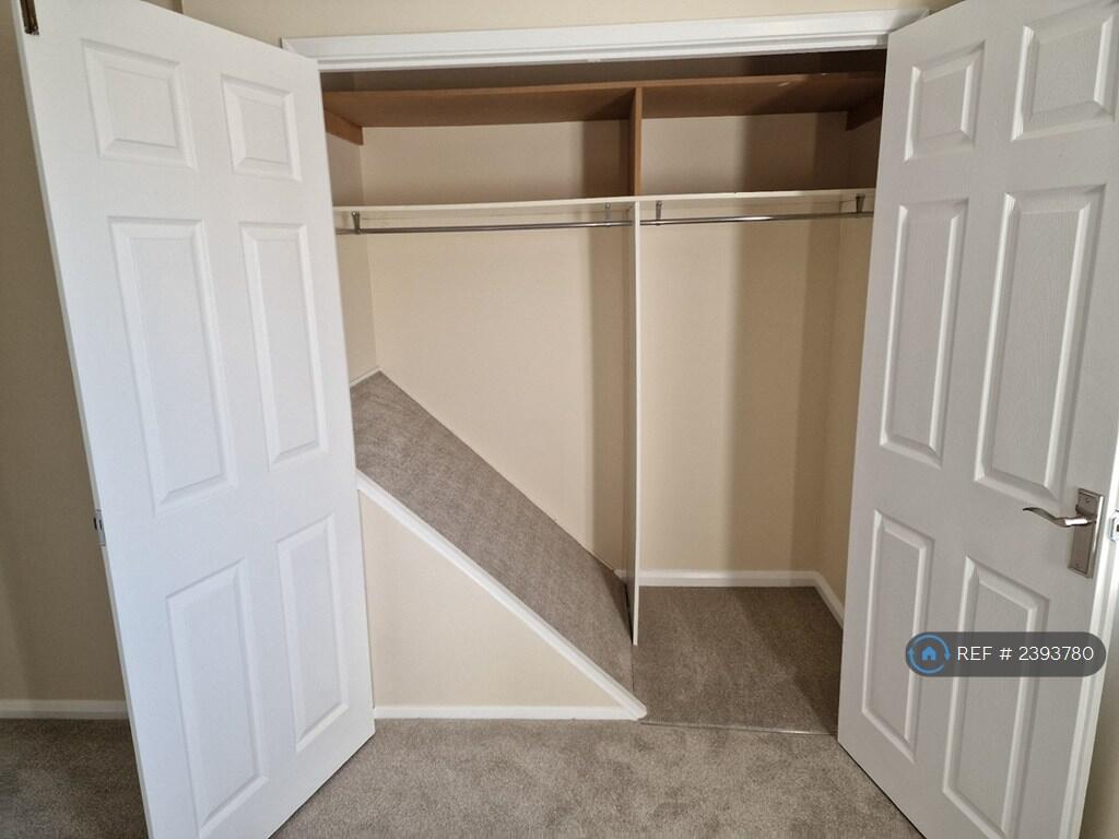 Bedroom 1 Cupboards