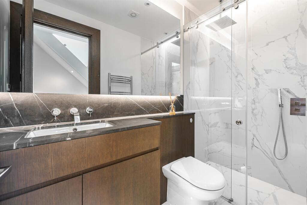 Collingham Place 3_41-7.jpg