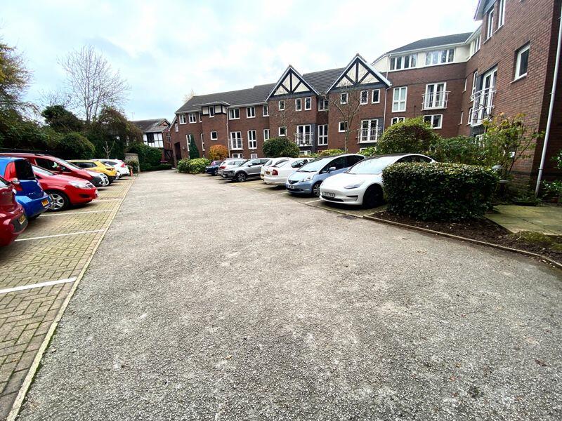 Resident/Guest Car Park