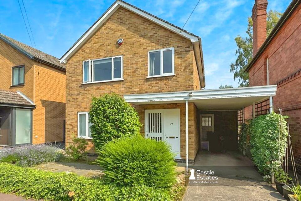3 bedroom detached house to rent