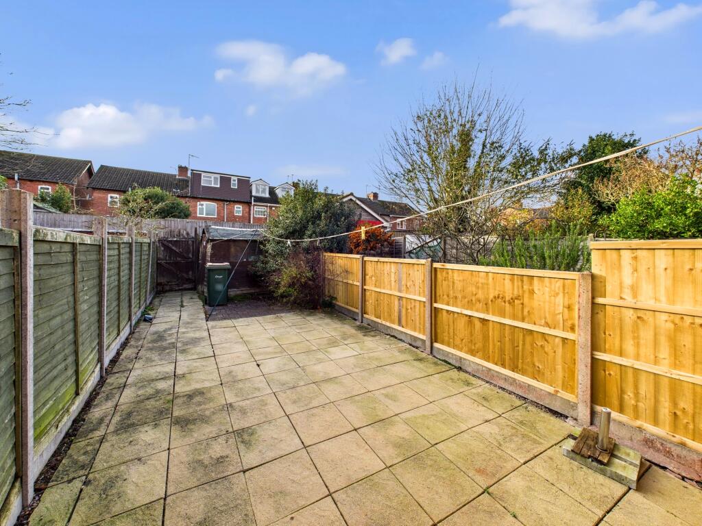 CAM05192G0-PR0186-STILL004