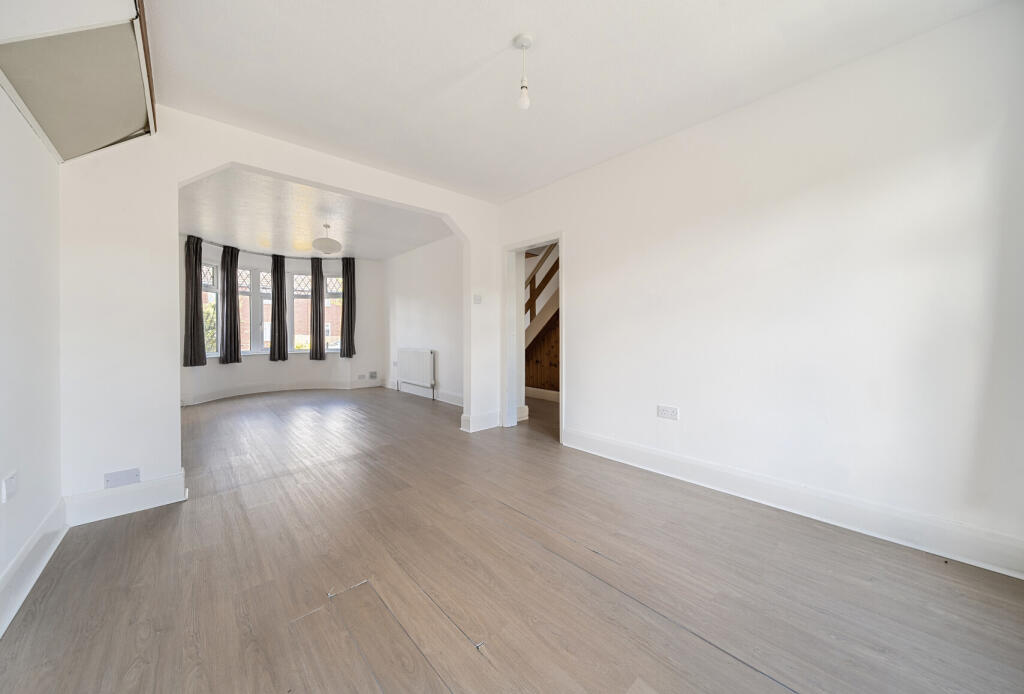 1324750-6-687e068...