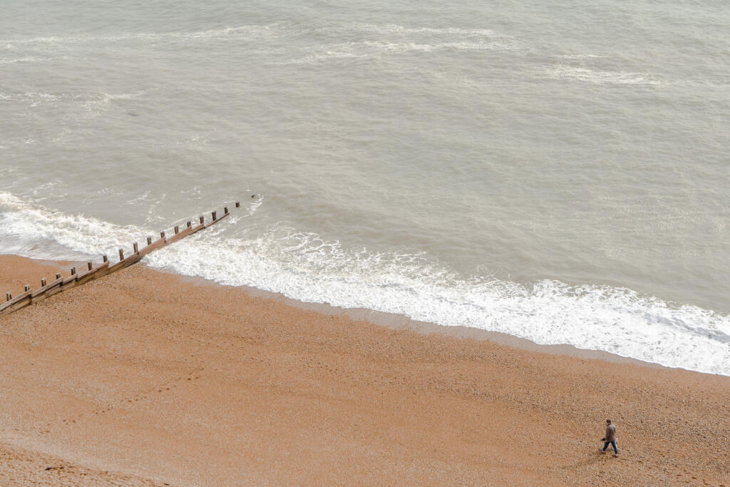 237748 - 98 Marine Court-35.jpg