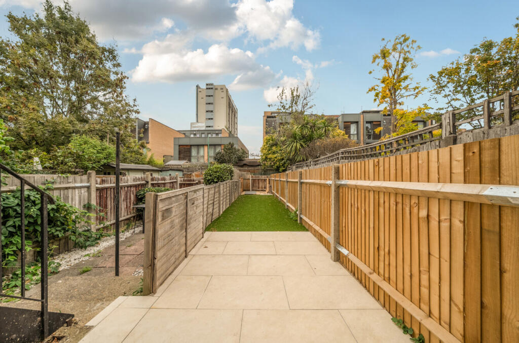 1365603-17-68f097...