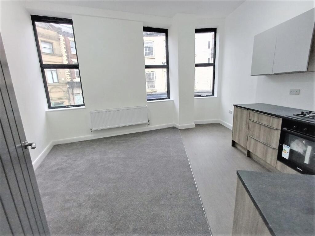 Kitchen/Living Area