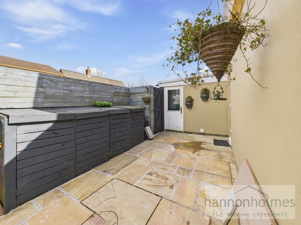 CAM05283G0-PR0027...