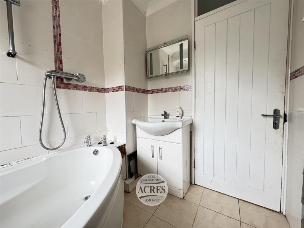 IMG_2556 (Large).jpg