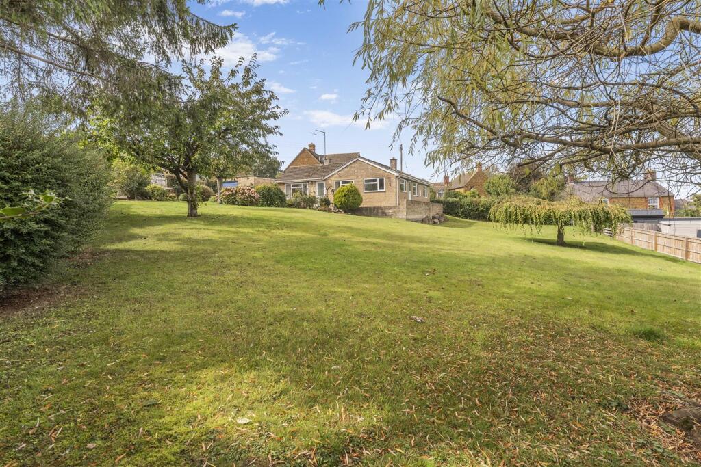 Mandalay, Great Bourton-14.jpg