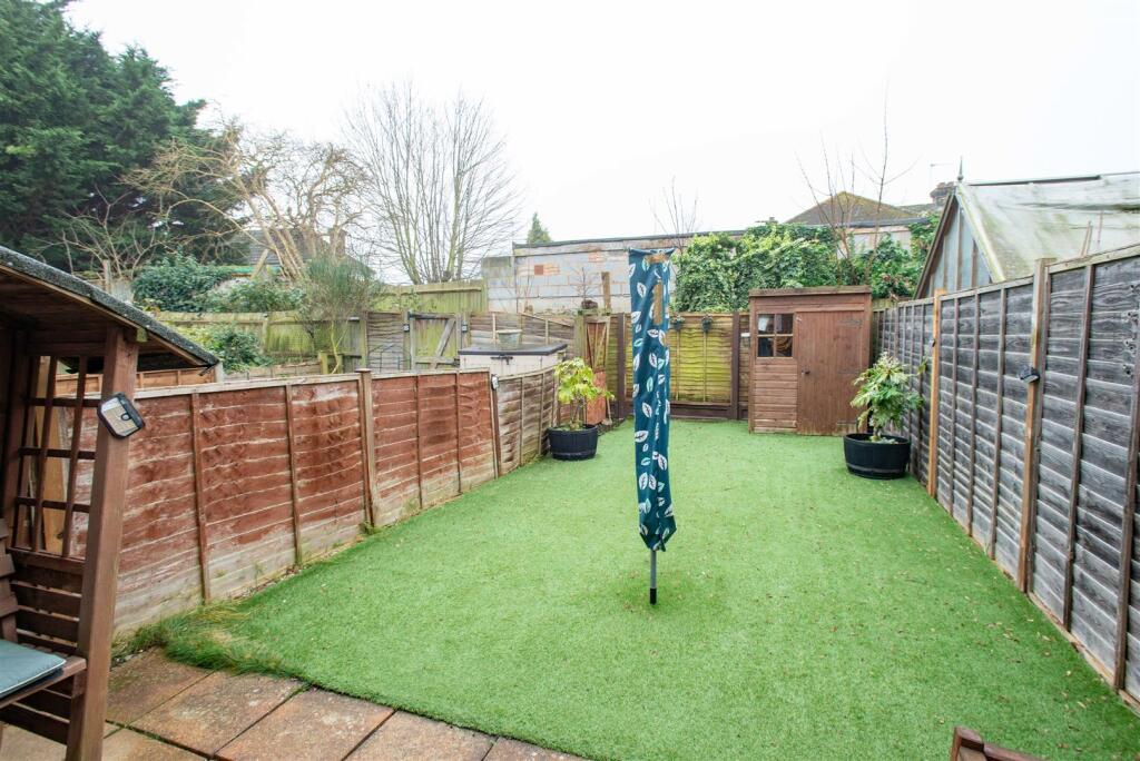 2025.01.22 - 62 Doveney Cl, BR5 3WF-9807.jpg