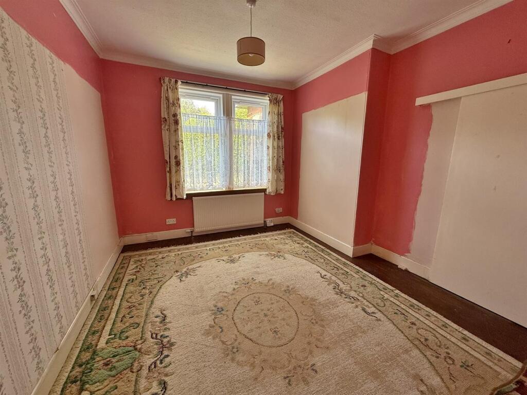Sitting room/ Bedroom 3