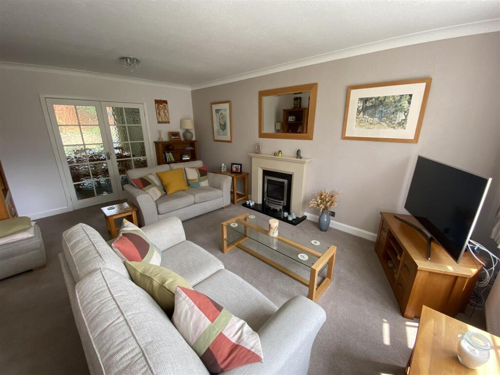 Bramleys Estate Agents - Overhall Park - Mirfield 