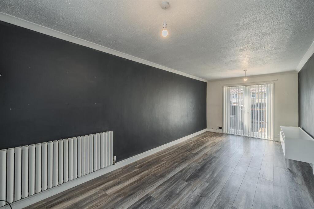 73 Caerwent Road-5.jpg