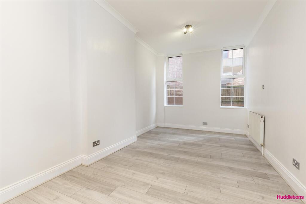 130 Chalton Street -1.jpg