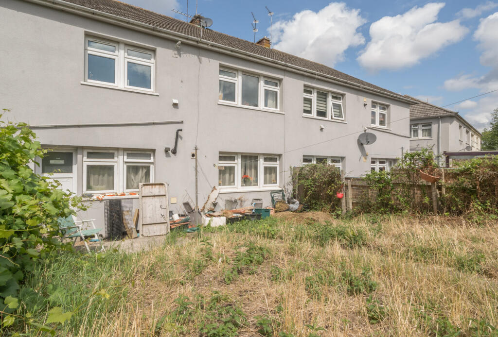 1330663-4-688c9d4...