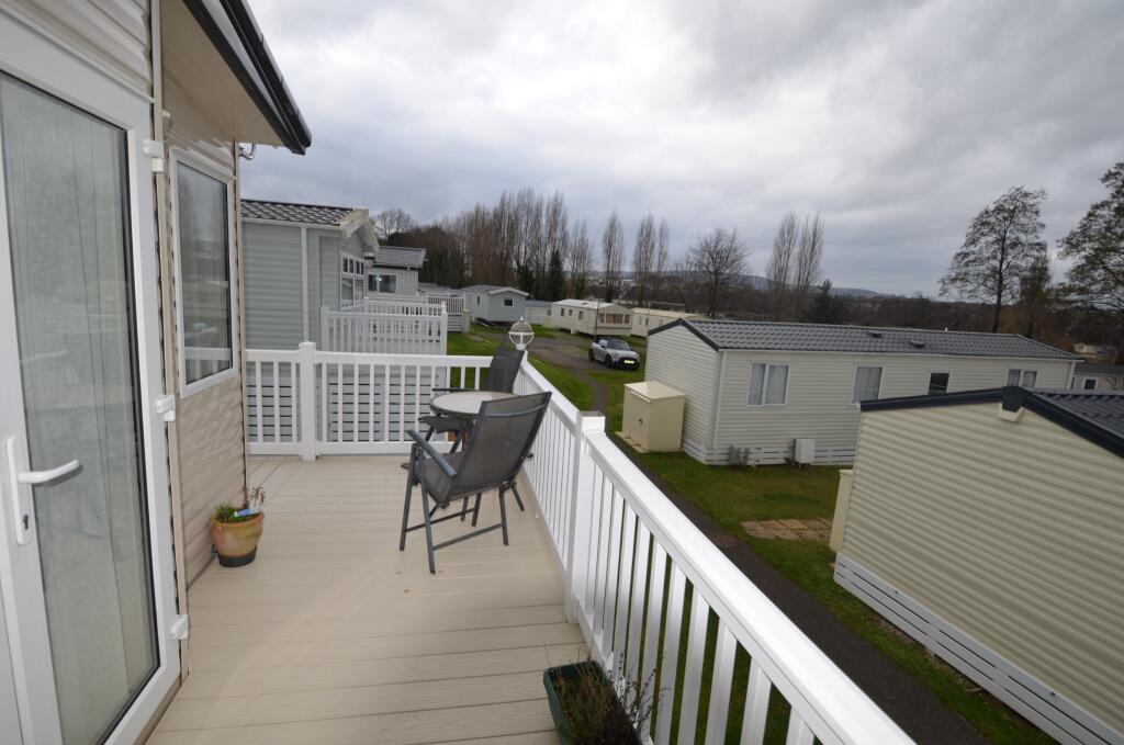 Side Deck