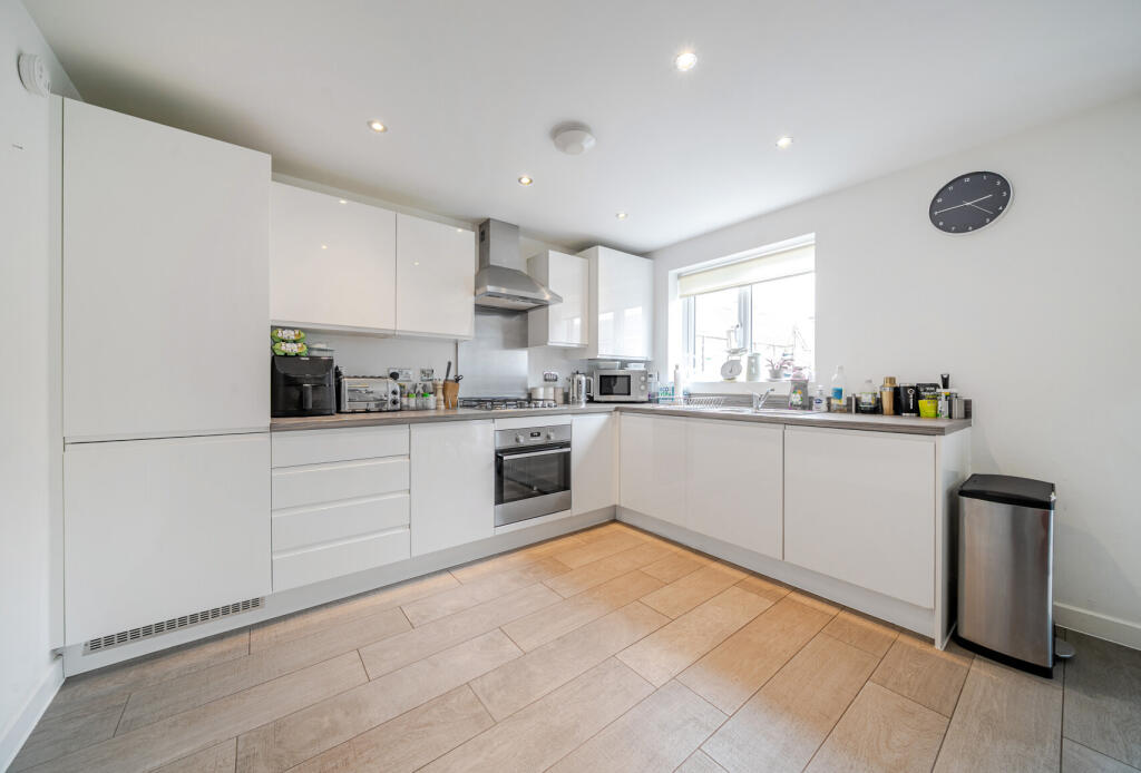 1321143-8-6876683...