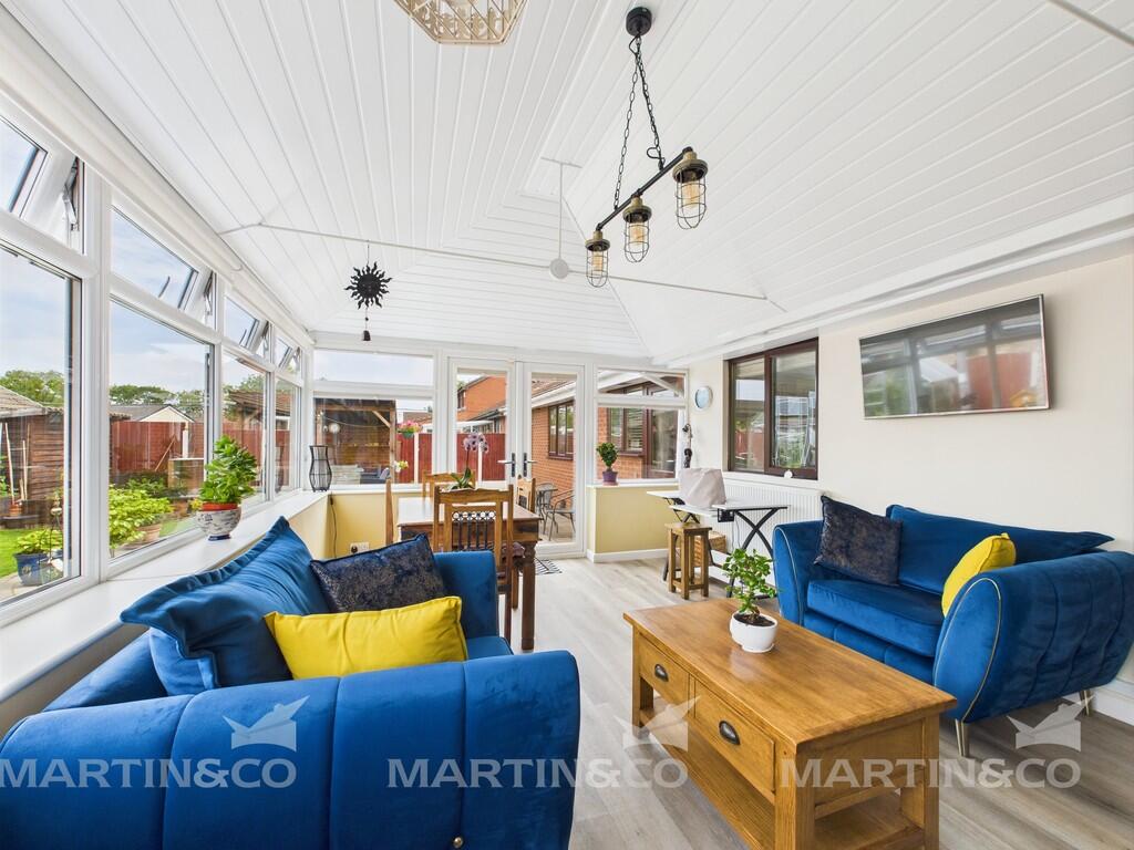 CAM02406G0-PR0483...