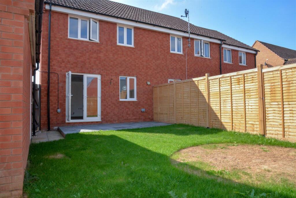 Rear Garden 2.jpg
