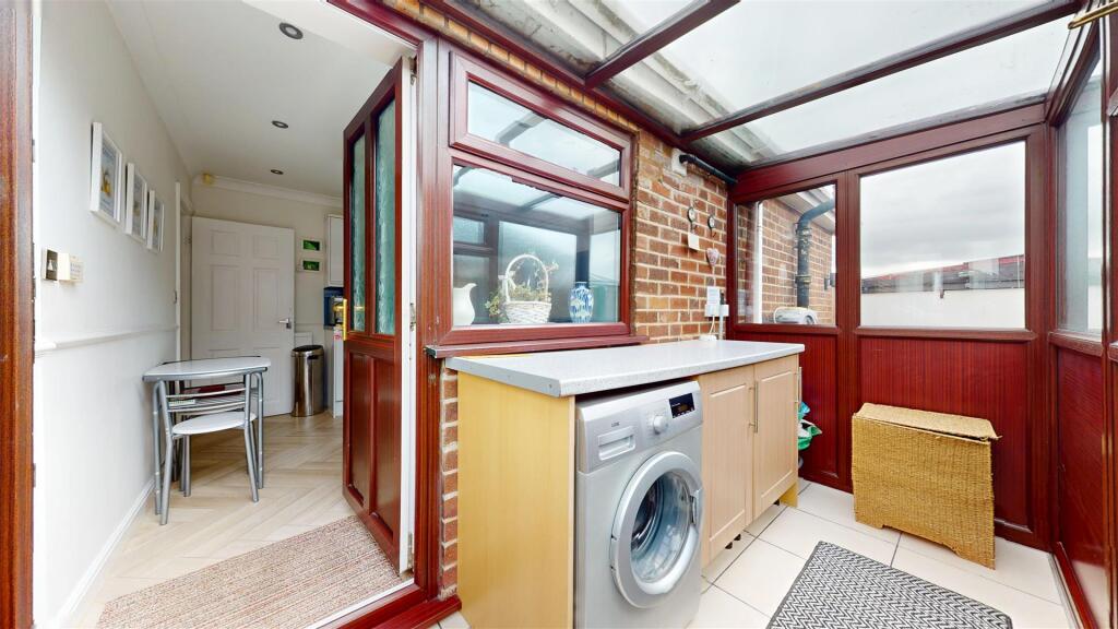 Windsor Road Porch